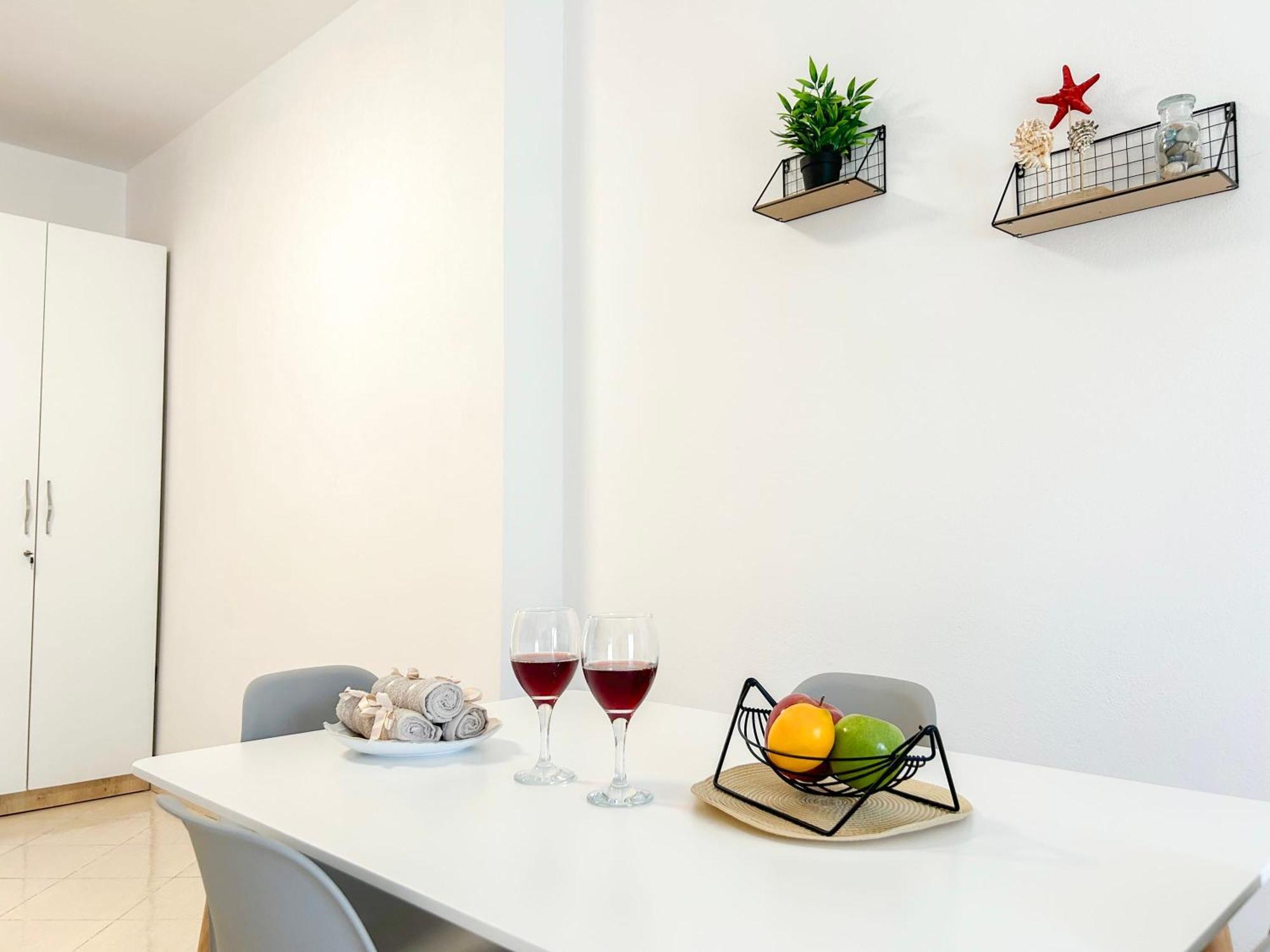 1 Bedroom 997